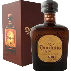 TEQUILA DON JULIO ANEJO 38° 70 CL
